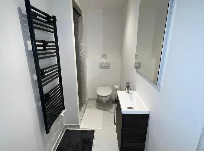 Résidence De L'ariondaz - *