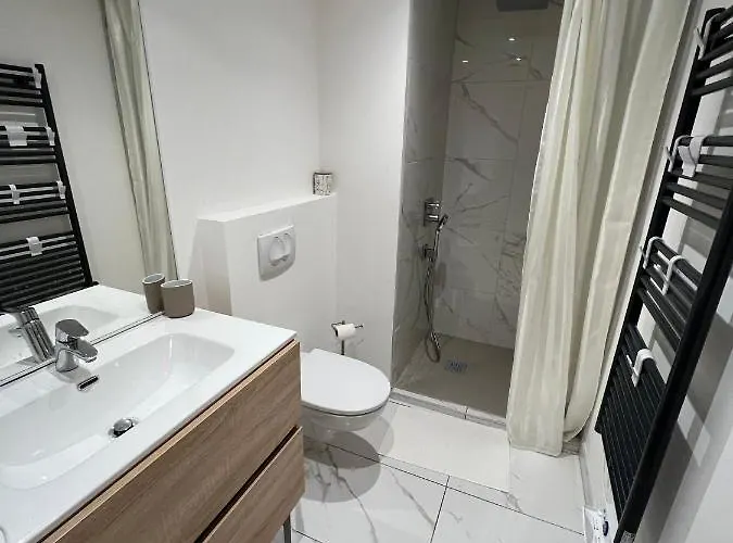 Résidence De L'ariondaz - *